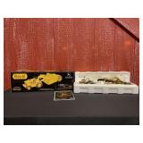 1/24 John Deere 840 Tractor + 400 Scraper Gold NIB Reuhl