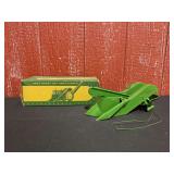 1/16 John Deere Corn Picker NIB Eska