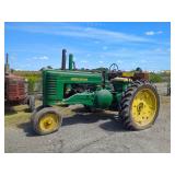 John Deere Tractor A