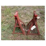 2 jack stands