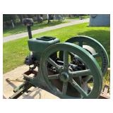 La Fonderie de Plessisville 7HP Engine on Cart