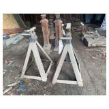 (2) Jack Stands