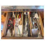 Contents of Kitchen Drawer