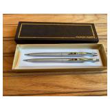 John Deere Pen + Pencil Set NIB