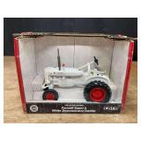 1/16 Farmall Super A Demonstrator Collector NIB Ertl