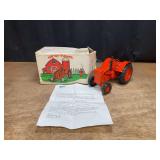 1/16 Case 500 1985 NFTS NIB Ertl