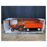 1/16 Kubota Tractor + Wagon Set NIB SM