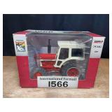 1/16 IH 1566 2012 NFTM NIB Ertl