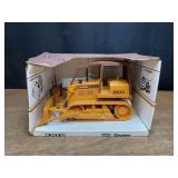 1/16 Case 850G Dozer NIB Ertl