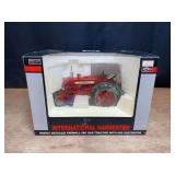 1/16 Farmall 350 w/Cultivator NIB SC