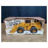 1/16 Case W30 Wheel Loader NIB Ertl