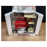1/16 Farmall 1206 100 Years NIB Ertl