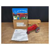 1/16 Farmall Super M-TA 1991 NFTS NIB Ertl