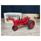 1/16 Farmall H Special Edition NIB Ertl
