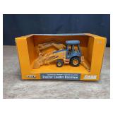 1/32 Case 580 Super M Backhoe NIB Ertl