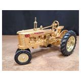 1/16 Farmall H Gold Ertl