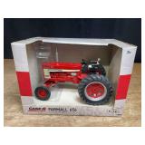 1/16 Farmall 656 NIB Ertl