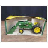 1/16 John Deere 2040 w/Loader NIB Ertl