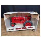 1/16 Farmall Super M-TA NIB Ertl