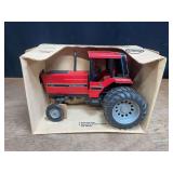1/16 IH 5288 NIB Ertl