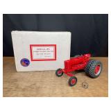 1/16 Farmall Super M-TA 1991 Goshen NIB Yoder