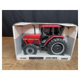1/16 Case-IH Maxxum 5250 NIB Ertl