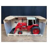 1/16 IH 1586 w/Loader NIB Ertl