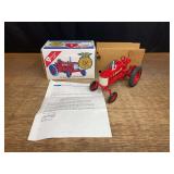 1/16 Farmall 350 1991 Iowa FFA NIB Ertl