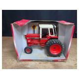 1/16 IH 1486 NIB Ertl