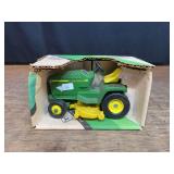 1/16 John Deere L&G NIB Ertl