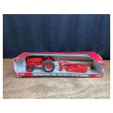 1/16 IH 300U + Mower Set NIB Ertl