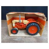 1/16 Case 600 NIB Ertl