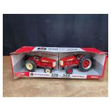 1/16 IH 330 + 350 Set NIB Ertl