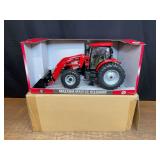 1/16 Case-IH Maxxum MXU125 w/Loader 2004 Pork Expo NIB Ertl