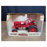 1/16 Farmall Cub NIB Ertl