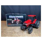1/16 Case-IH Magnum 7240 1998 Intro NIB Ertl