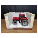 1/16 Case-IH Magnum 355 20th Anniversary Dealer NIB Ertl
