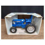1/16 Ford 7710 II NIB Ertl