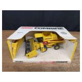 1/32 New Holland TR96 Combine Special Edition NIB Ertl