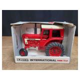 1/16 IH 1466 NIB Ertl