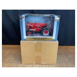 1/16 IH W400 2011 North Iowa NIB SC