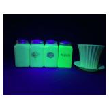 (4) Uranium Milk Glass Shakers & Uranium Milk Glass Flower Pot
