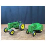 (2) 1/16 John Deere 70 + 60 Orchard Ertl
