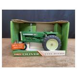 1/16 Oliver 1555 NIB Ertl