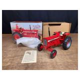 1/16 IH 826 Fox Fire Farm NIB Ertl