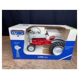 1/12 Ford 900 NIB SM