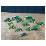 (13) 1/64 John Deere
