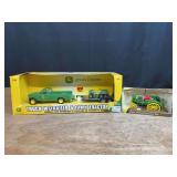 (2) 1/32 John Deere Waterloo Boy +Truck Set NIB Ertl