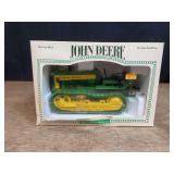 1/16 John Deere 430 Crawler Collector NIB Ertl