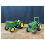 (2) 1/16 John Deere 2020 + 950 Ertl
